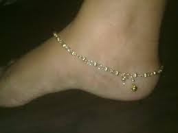 Bagaimana hukumnya perempuan memakai gelang kaki emas menurut islam? 20 Inspirasi Wanita Pakai Gelang Kaki Benan Efashion