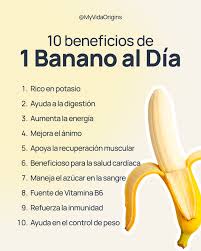 Descubre 10 beneficios de comer un plátano al día que te sorprenderán. ¡Este  superalimento es un aliado increíble para tu energía, ánimo y salud! ¿¿¿¿Y  tú... le dices Plátano o Banano???? ¡Comentanos! 👇