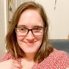 Paula Houck's Instagram, Twitter & Facebook