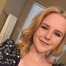 Taylor Hoyle and Bronson Baker's Wedding Website