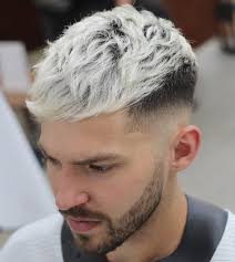 Men S Blonde Dye White Gold And Platinum Mode Et Beaute Haarschnitt Frisur Ideen Herrenfrisuren