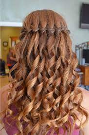 Maybe you would like to learn more about one of these? This Would Be A Great Hair Style To Wear For Grade 8 Grad Hair Styles Easy Hairstyles For Long Hair Cute Hairstyles