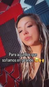 Cumple tus sueños 🙌🥹🙏 #parati #viral #cantante #fyp  #normacasillasoficial #mariachi #foryou #cantantemexicana #mariachi  #sueñoshechosrealidad #nuncadejendesoñar