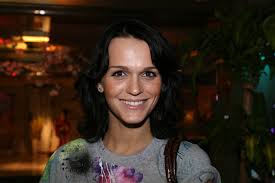 Слава на съемках клипа красный. Alexander Keltik Russian Look