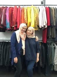 Kami semua dapatkan baju sejuk dan jaket beli dari kedai bundle sahaja. Artis Pun Borong Baju Di Baju Sejuk Bundle Facebook