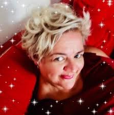 Madrid, we heard you! I'm totalmente thrilled to announce that me & my band  THE SLEEVZ are finally coming back to Spain for some live music,  storytelling, good company and mucha alegria.