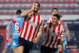 Estudiantes de la plata is going head to head with aldosivi starting on 10 apr 2021 at 19:15 utc. Ncoatu7qlxnmbm