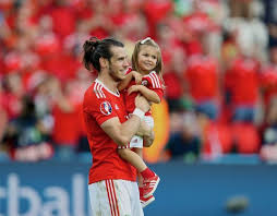 Her birthday, what she did before fame, her family life, fun trivia facts, popularity rankings, and more. Gareth Bale Daughter Wallpaper Indo 1