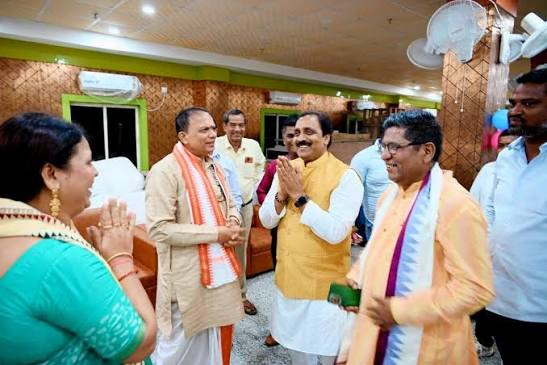 Inaugurating Prashanti Multi Super Speciality Hospital, Bhubaneswar North