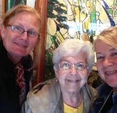 Debbie Cliche (@debbauguss)