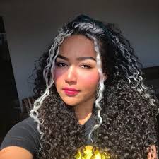 Mecha branca no cabelo: fotos, tutoriais e piebaldismo