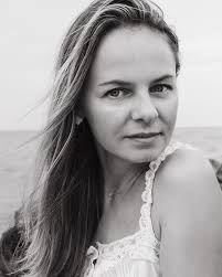 DINA RAY (@dina_rayportrait) • Instagram photos and videos