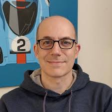 How did Superman NOT see the Engineer walking to the fortress when he flew  right over her?