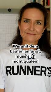 Courtney Dauwalter ist die beste Trailläuferin der Welt. Vor allem, wenn es  richtig lang wird, ist sie in ihrem Element. Einen Coach oder einen  Trainingsplan hat die ehemalige Lehrerin aber nicht. Was