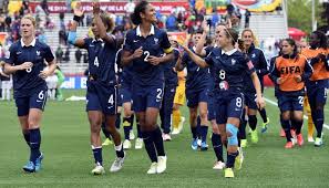 Antes de seguir para tóquio para a disputa das olimpíadas, a seleção brasileira feminina vai entrar em campo duas vezes, contra rússia e e, antes de enfrentar as russas, jogadoras, membros da comissão técnica e dirigentes da seleção feminina usaram suas vozes para se manifestar contra o. Italianas Chinesas E Escocesas Querem Ganhar Espaco Nos Seus Paises Com O Mundial Feminino Futebol Feminino Sapo Desporto