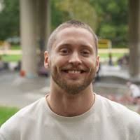 100+ perfiles de «Fant»