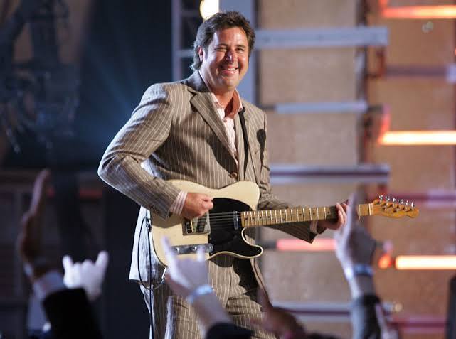 Vince Gill | Academy of Achievement