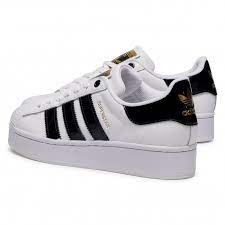 Adidasmarkası 100 yılı aşkın tecrübesi ile halen spor giyim ürünleri tasarlamaktadır. Schuhe Adidas Superstar Bold W Fv3336 Ftwwht Cblack Goldmt Sneakers Halbschuhe Damenschuhe Eschuhe De