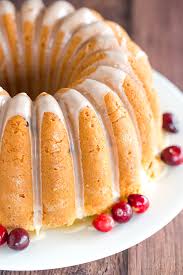 Lemon bundt cake with chocolate glaze and candied lemon giada de laurentiis' lemon bundt cake gets a hint of tangy flavor from the addition of buttermilk in the batter. 11 Delicious Diy Christmas Cake Recipes To Make Shelterness