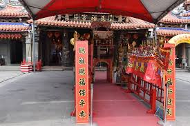祈求未來的財運、財氣，讓未來可以更好。 台中廣天宮 開基始祖財神迎自峨嵋山 / yahoo!奇摩新聞. Re08ai7 J7owcm