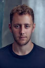 Tom Canavan's Instagram, Twitter & Facebook