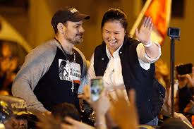 Mark vito villanella, esposo de keiko fujimori, cumple su sexto día de huelga de hambre a la espera de que el tribunal constitucional resuelva un pedido de excarcelación para la lideresa de fuerza popular. Mark Vito Villanella Pide Que Keiko Fujimori Sea Excarcelada Ante Riesgo De Coronavirus Video