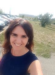 Kim Teske's Instagram, Twitter & Facebook