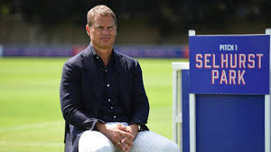 Crystal palace football club are delighted to announce frank de boer as the club's new manager on a three year contract. De Boer S First Interview As Palace Manager News Crystal Palace F C