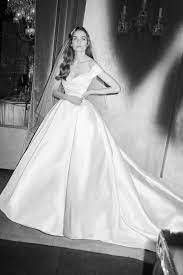 Pin By Sydney Johnson On One Day Elie Saab Wedding Dress Elie Saab Bridal Ellie Saab Bridal