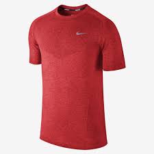 Camiseta Dry Fit Nike Manga Longa Look What I Found At Nike Online Mens Running Shirts Running Shirts Running Shorts Outfit
