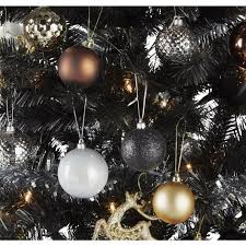 Gorgeous Black Christmas Tree Decoration Ideas Christmas Celebration All About Christmas Black Christmas Trees Black Christmas Tree Decorations Christmas Tree Decorations