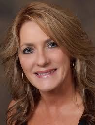 Tina Adams's Instagram, Twitter & Facebook