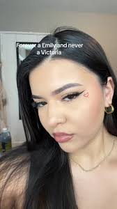 Team Emily or Team Victoria