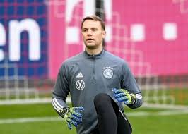 The detailed stats tab shows a player's total appearances, goals, cards and cumulative minutes of play for each competition, and indicates the season in which it occurred. Neuer Manuel Neuer As Com