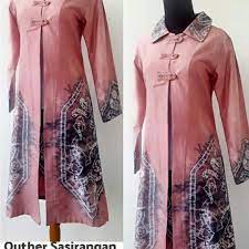 Download now tunik sasirangan baju pesta seragam kantor modis murah. Model Baju Sasirangan Jubah Gamis Sasirangan Khas Banjarmasin By Bengkeng Sasirangan Shopee Indonesia Batik Sasirangan Bisa Digunakan Dalam Berbagai Kesempatan
