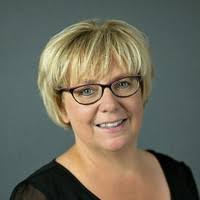 30+ "Becky Helm" profiles