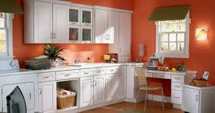 60 Wall Color Ideas In Orange Naturinspirierte Design For All Premises Orange Kitchen Walls Orange Kitchen Decor Orange Kitchen