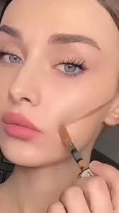 Mindy Woo's Instagram, Twitter & Facebook