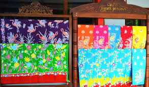 Nama lawang sewu berasal dari bahasa jawa; Oleh Oleh Khas Semarang 11 Yang Paling Terkenal Dan Wajib Dibeli