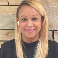 3500+ profils pour “Mire”