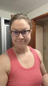 Kristi Benton's Instagram, Twitter & Facebook