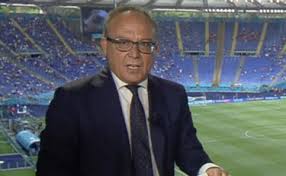 Enrico varriale (napoli, 22 gennaio 1960) è un giornalista e conduttore televisivo italiano, vicedirettore di rai sport dal gennaio 2019. Euro 2020 La Rai Perde Anche Enrico Varriale Focolaio Covid Cambia Tutta La Squadra Della Finale Libero Quotidiano
