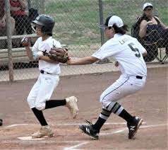 Douglas beats Alaska, falls to Hawaii at West Regional tournament