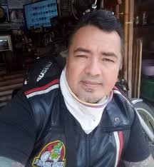 CEMENTERIO DE MOTOS... Lugar dónde entierran las ilusiones de gente  humilde, que necesita este medio de transporte para conseguir el pan  diario, o recrearse sanamente.. 😔😔😔