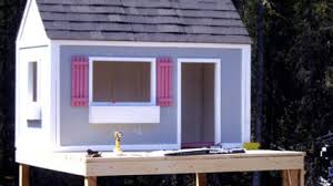 Hier findest du play house zum besten preis. Build The Simple Playhouse Front Wall With Door Ana White
