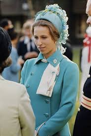 Born 21 april 1926) is queen of the united kingdom and 15 other commonwealth realms. Ksiezniczka Anna Na Archiwalnych Fotografiach