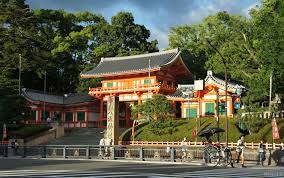 Surnommé le pays du soleil levant votre guide francophone facilitera ainsi grandement vos interactions au quotidien. Circuit Au Japon 15 Jours Pour 1800 Exemple De Budget