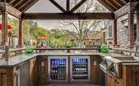 You can especially practice this kitchen backsplash on the back of the house or the backyard. 1001 Outdoor Kitchen Ideas To Help You Enjoy Summer