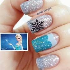 This Is So Cute Frozen Inspired Nails Who Loves The Movie Frozen Fashion Up Trend Frozen Nails Frozen Nail Art Disney Nails