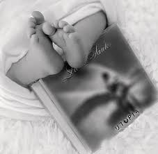 Como solista, romeo recibió diversos premios, además de batir un gran número de récords de ventas. Romeo Santos Anuncio El Nacimiento De Su Segundo Hijo Progreso Hispano News